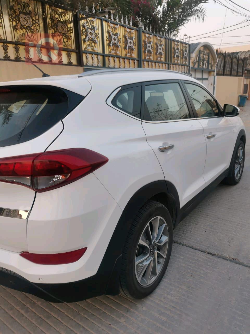 هیوندای تۆکسۆن